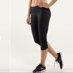 Lululemon Run For Your Life Crop Size 6